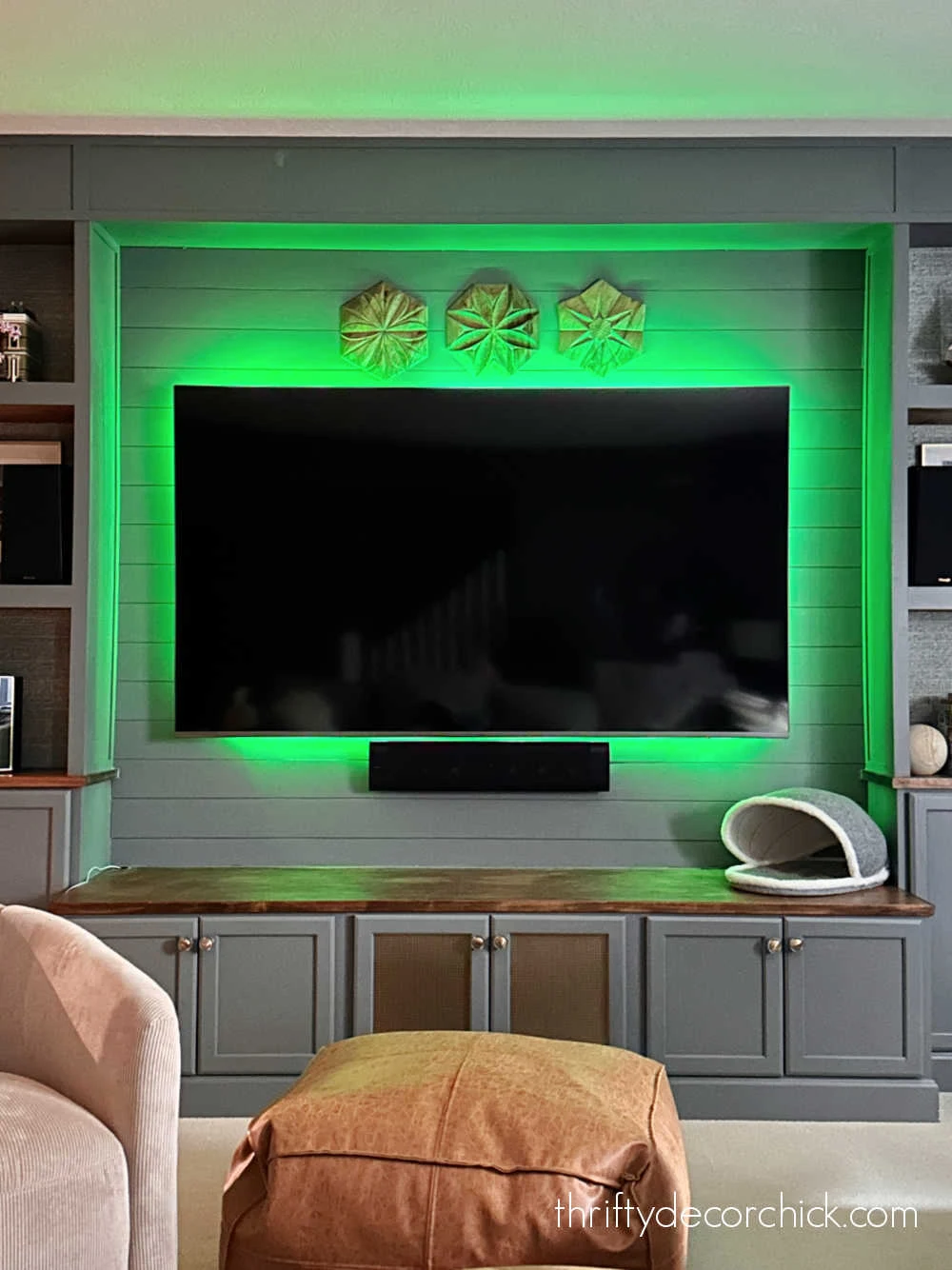 DIY accent lighting behind flat screen
